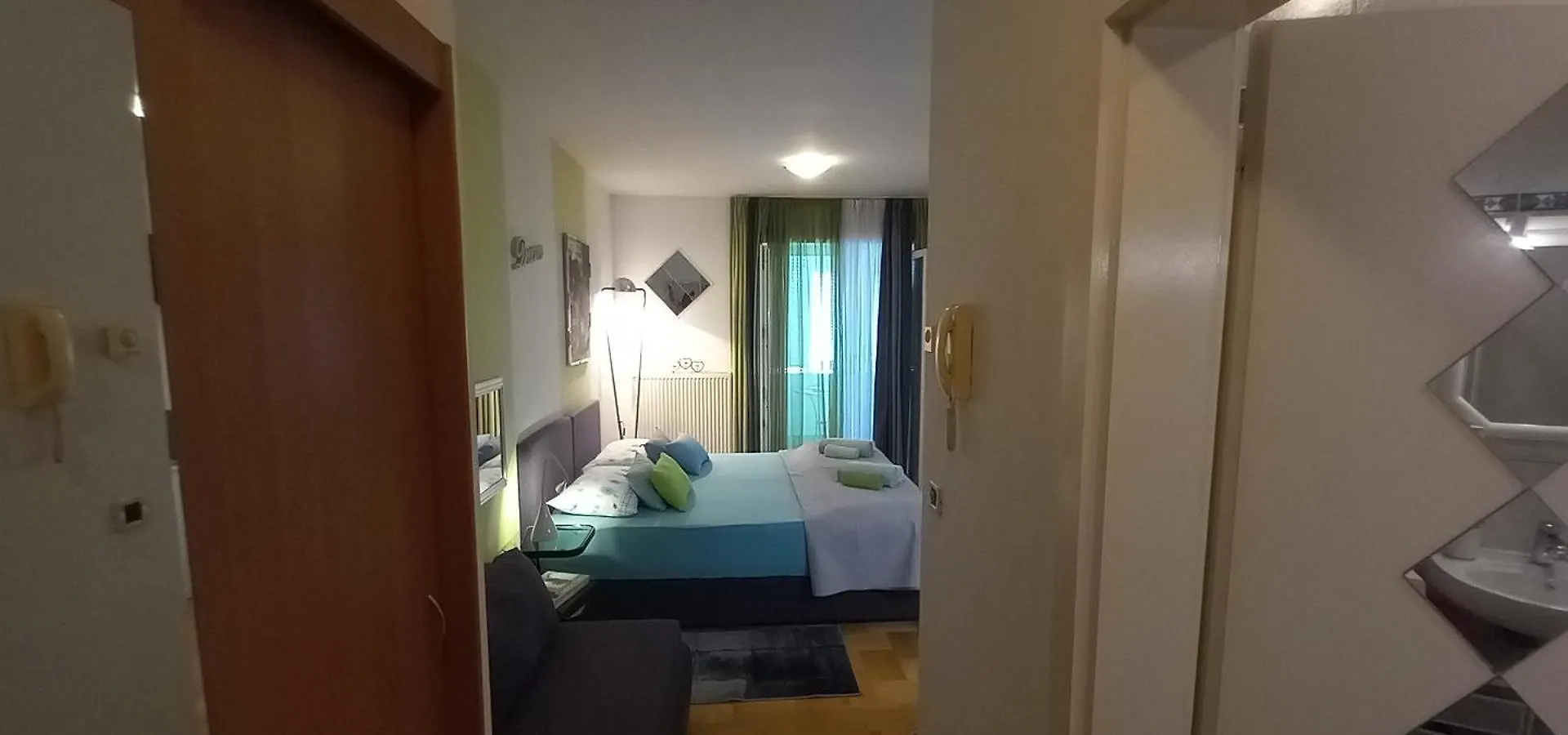 Jasna - Apartman Studio Pula 0*,